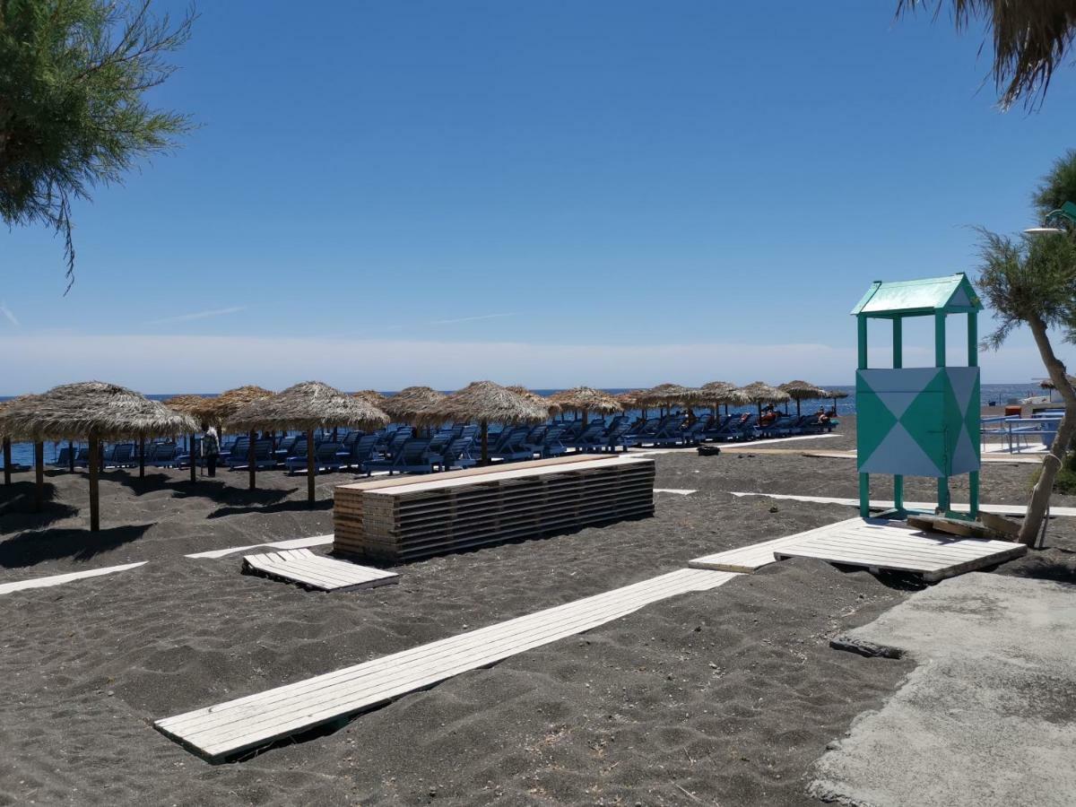 Villa Perissa Thira Exterior photo